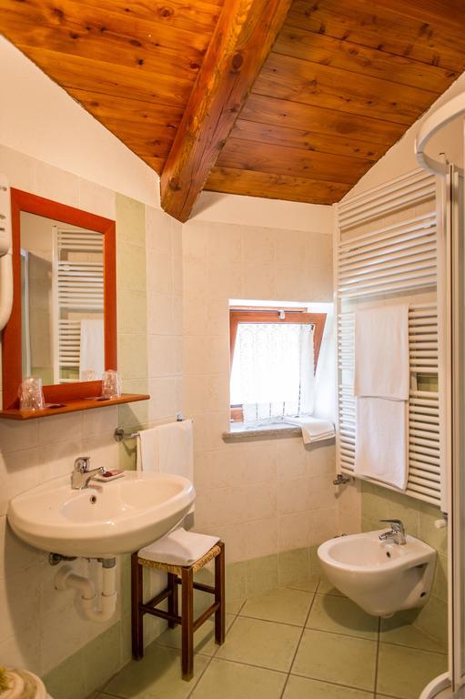 Al Pasche Bed & Breakfast Dronero Phòng bức ảnh